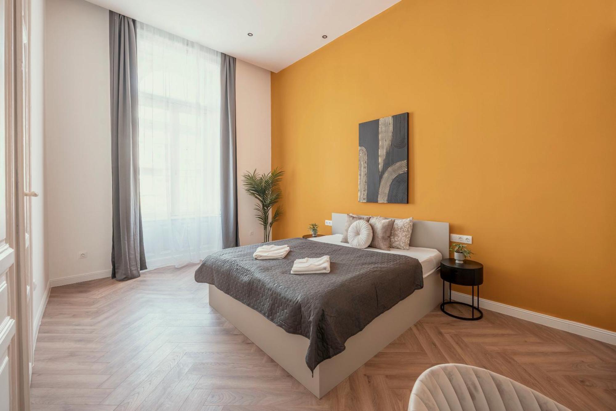 Exclusive Central 3Bedrm Stylish Residence By Prestige Homes 布达佩斯 外观 照片